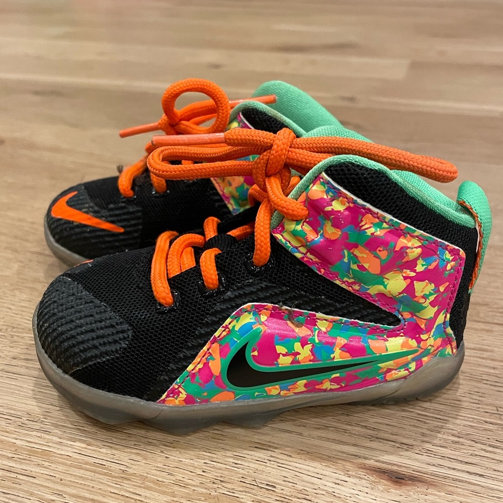 Nike LeBron 12 Toddler Size 5